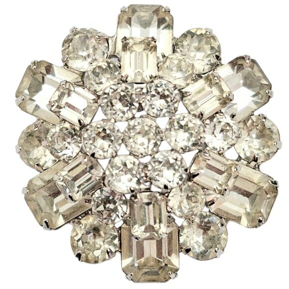 Weiss Clear Rhinestone Brooch Round Cluster Vintage Pin, Signed - Picture 11 of 11